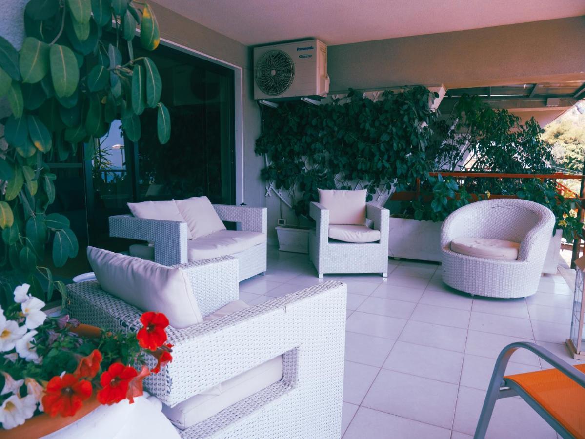 Sea Apartment & Pool 2 Palermo Esterno foto